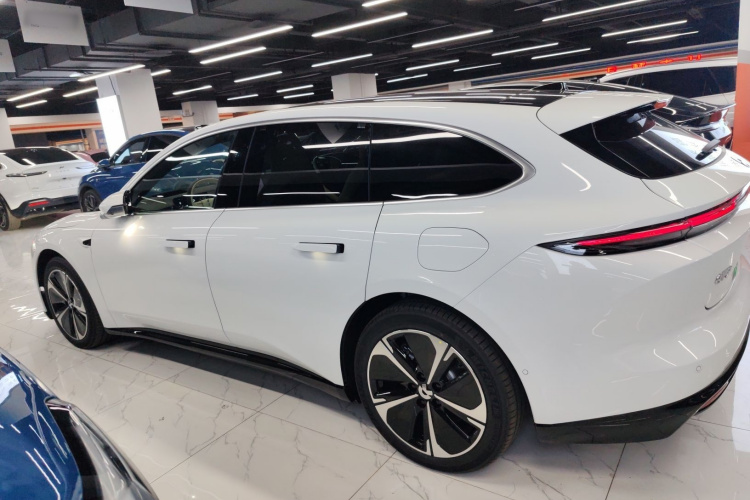 蔚来ET5T 2025款 75kWh Touring车身外观6003