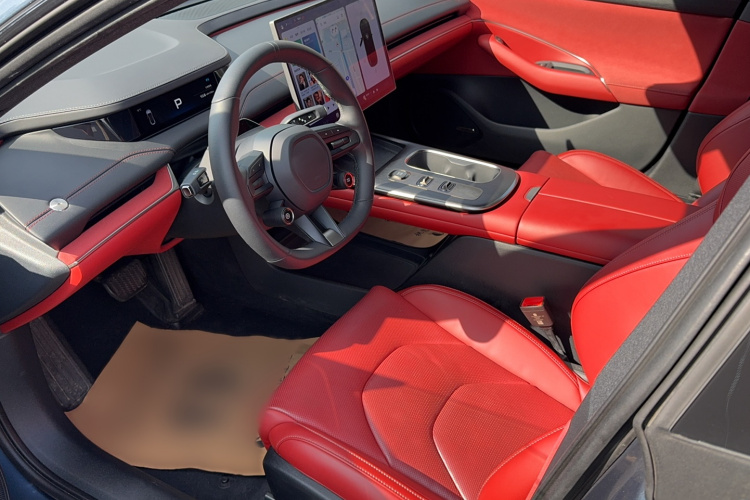 小米汽车 小米SU7 2024款 后驱超长续航高阶智驾Pro版中控内饰7003