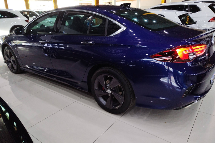 别克 君威 2020款 GS 28T 精英型车身外观4