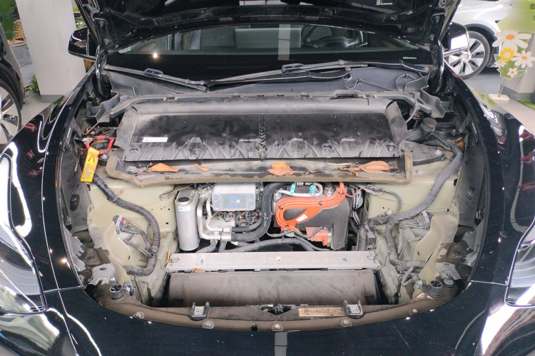 特斯拉 Model Y 2022款 改款 后轮驱动版局部细节24