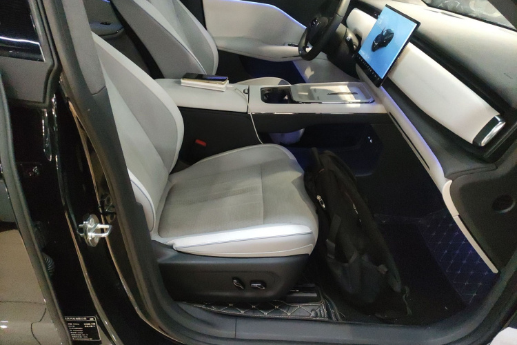 岚图汽车 岚图知音 2024款 长续航超充版局部细节41