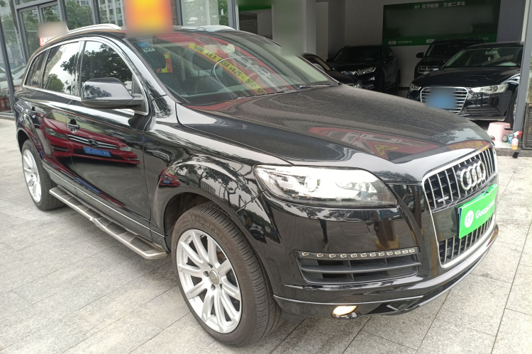 奥迪Q7  35 TFSI 进取型车身外观6002