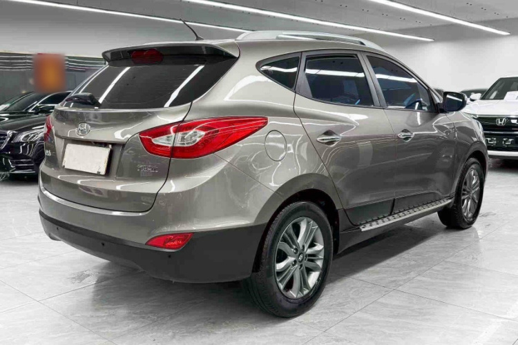 北京现代ix35 2013款 2.0L 自动两驱智能型GLS 国IV车身外观6004