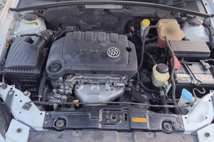 别克 凯越 2013款 1.5L 自动经典型机舱底盘24