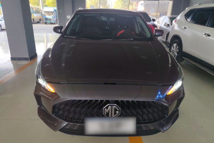 名爵 MG5 2021款 180DVVT 手动青春豪华版车身外观2