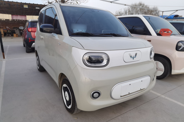 五菱汽车 宏光MINIEV 2024款 第三代 215km 青春版车身外观3