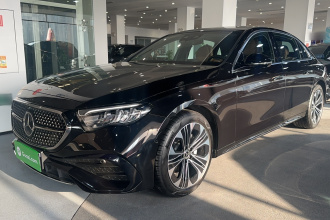奔驰E级 2024款 E 300 L 时尚运动型