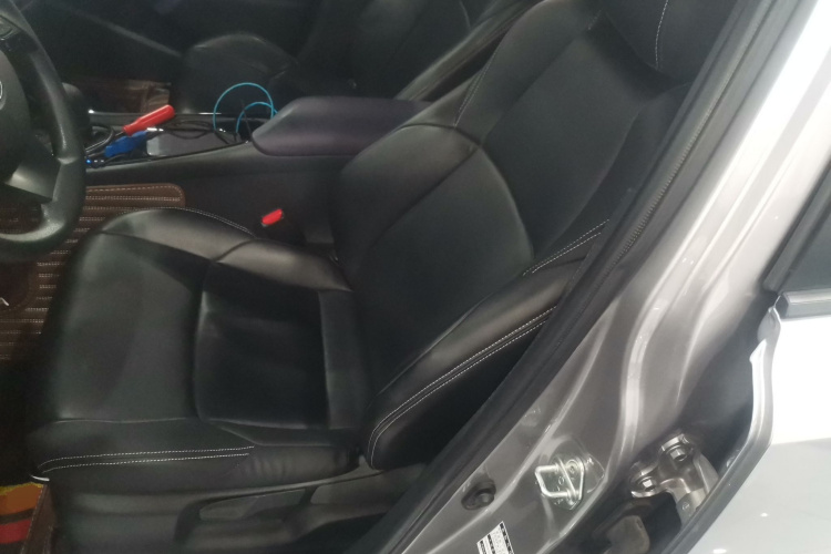 丰田 奕泽IZOA 2020款 2.0L 奕享版中控内饰19