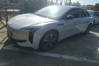 红旗EH7 2024款 690 Pro