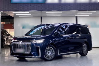 岚图汽车 岚图梦想家 2025款 PHEV 四驱旗舰乾崑版