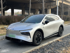 小鹏G7 2025款 702 超长续航 Ultra