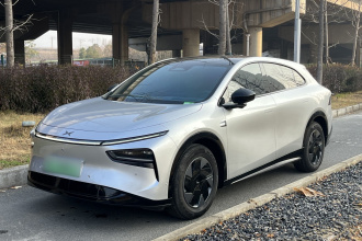 小鹏G7 2025款 702 超长续航 Ultra