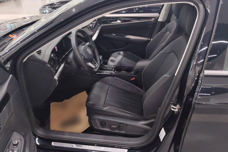 大众 帕萨特新能源 2022款 430PHEV 混动精英版中控内饰19