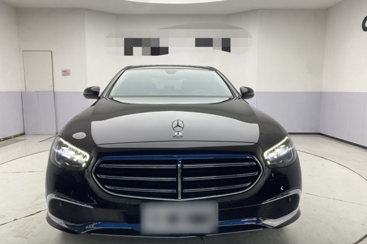 奔驰E级 2023款 E 260 L车身外观6002