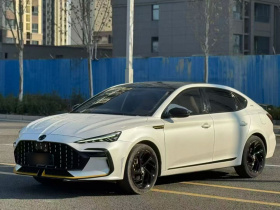 名爵 MG6 2021款 Pro 1.5T 自动Trophy豪华版