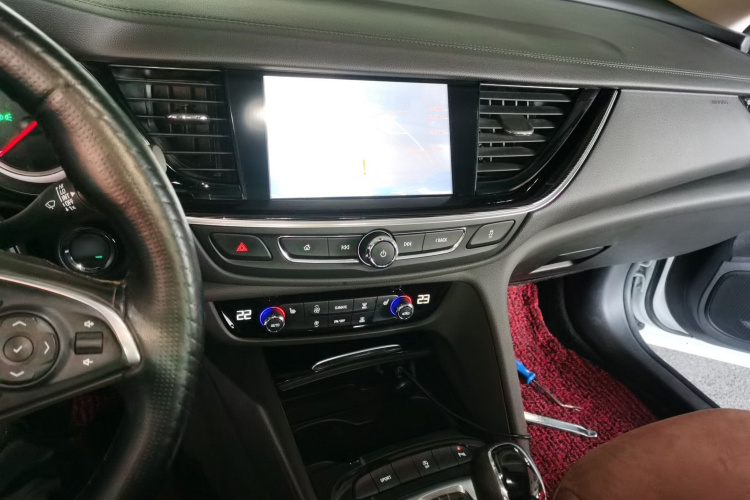 别克 君威 2019款 20T 精英型 国VI局部细节16