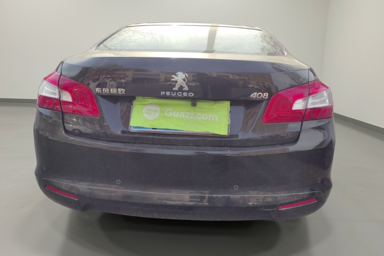 标致408 2015款 1.2T 自动豪华版车身外观6