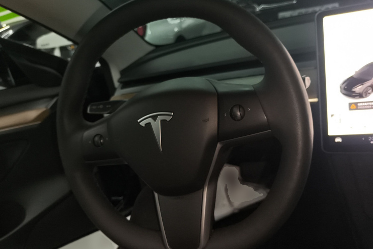 特斯拉 Model 3 2022款 后轮驱动版局部细节13