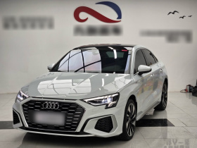 奥迪A3 2024款 A3L Limousine 35 TFSI 时尚运动型