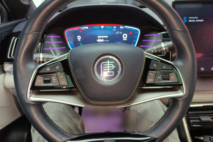 比亚迪 唐新能源 2022款 EV 635KM 四驱旗舰型中控内饰13