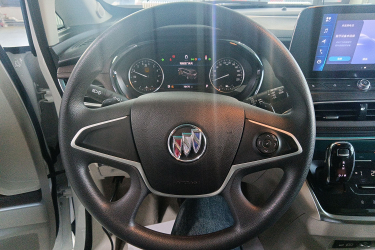 别克GL8 2022款 陆上公务舱 652T 舒适型局部细节13