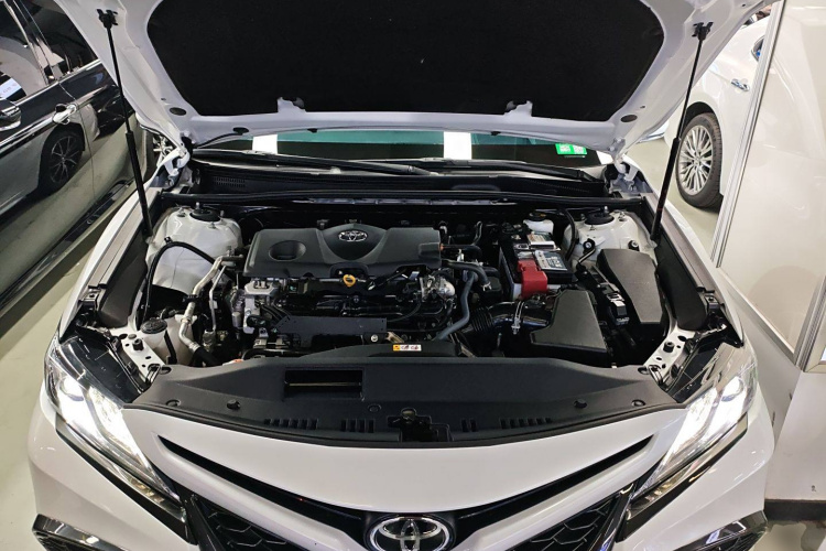 丰田 凯美瑞 2021款 2.5S 锋尚版机舱底盘24