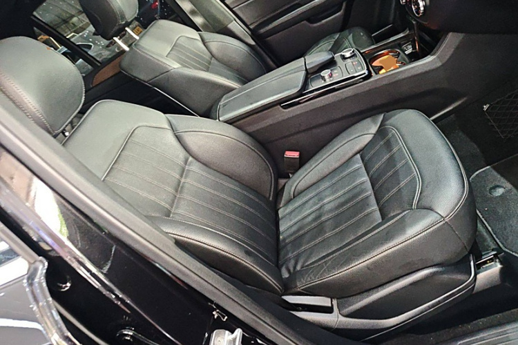 奔驰GLE 2018款 GLE 400 4MATIC 臻藏版中控内饰7006