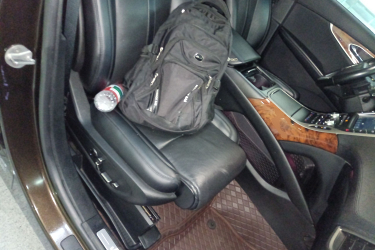 林肯 航海家(进口) 2019款 2.7T 四驱尊耀版 国VI局部细节41