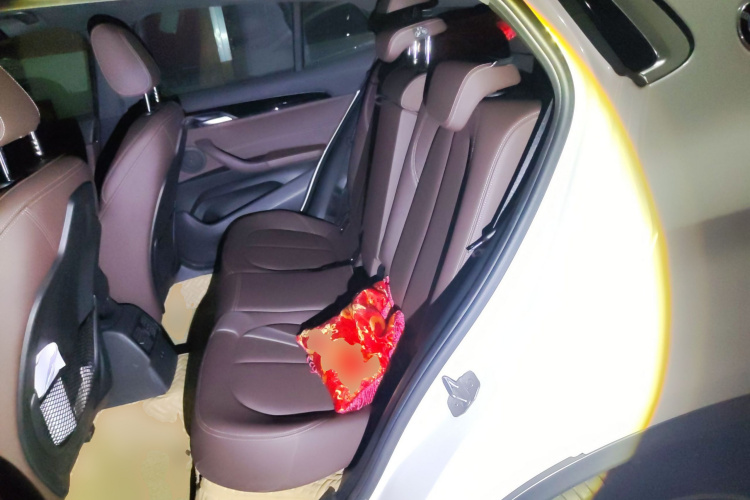 宝马X2 2020款 sDrive25i 领先型M越野套装中控内饰21