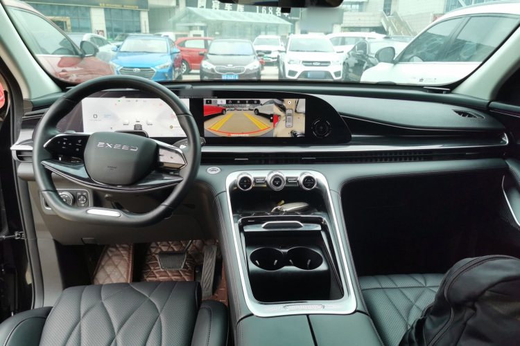 星途瑶光 2023款 400T 两驱优享飞鱼版中控内饰12