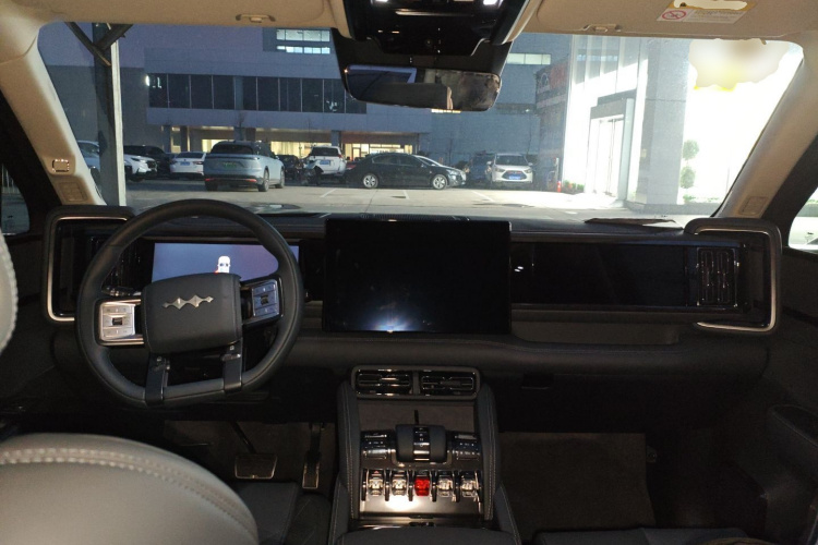 方程豹 豹5 2025款 天神智驾Ultra版中控内饰7002