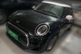 MINI 2022款 1.5T COOPER 经典派 五门版