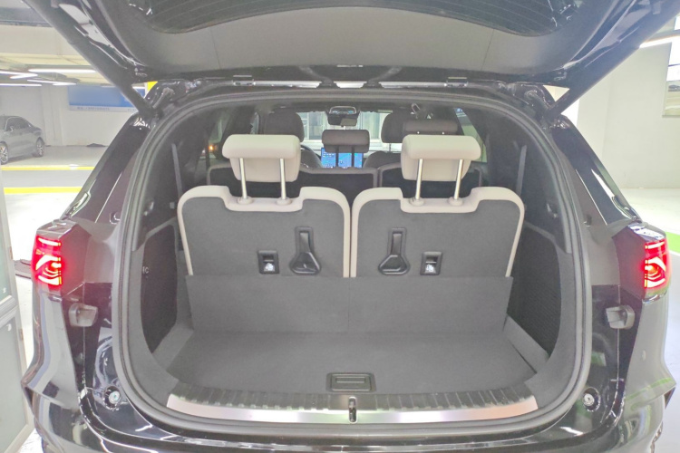 比亚迪 唐新能源 2024款 DM-p 荣耀版 215KM 四驱尊享型局部细节23