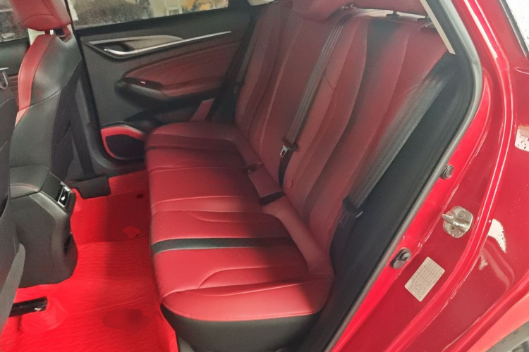 长安 逸动 2021款 PLUS 蓝鲸NE 1.4T GDI DCT尊贵型中控内饰7004