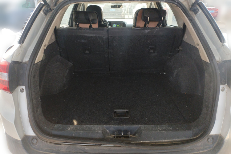 东风风神AX3 2016款 1.5L 自动尚酷型中控内饰23