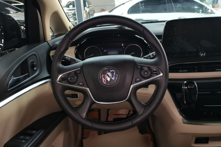 别克GL8 2023款 改款 陆上公务舱 豪华型中控内饰13