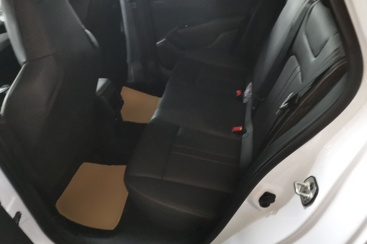 东风风神 奕炫 2024款 1.5L 自动劲速版中控内饰21