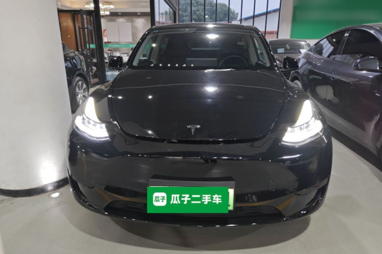 特斯拉 Model Y 2024款 后轮驱动版车身外观6001