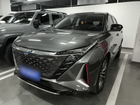 长安欧尚Z6 2022款 蓝鲸 1.5T DCT智领型城市版