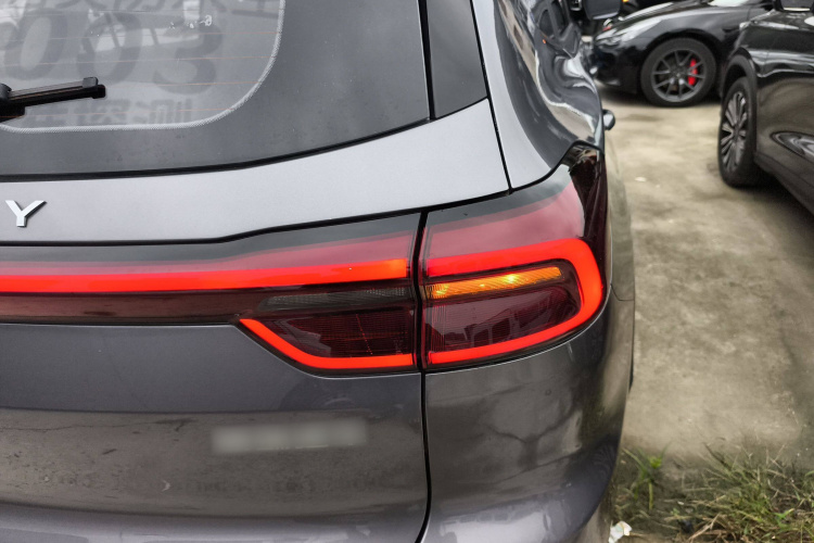 奇瑞 瑞虎8 2021款 鲲鹏版 290TGDI 自动逐风+版车身外观6006