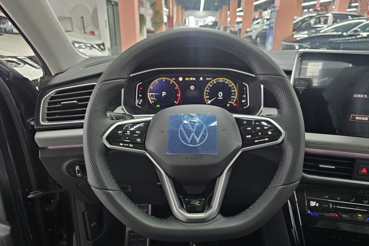 大众 探岳X 2024款 330TSI 两驱尊贵高能版中控内饰7002