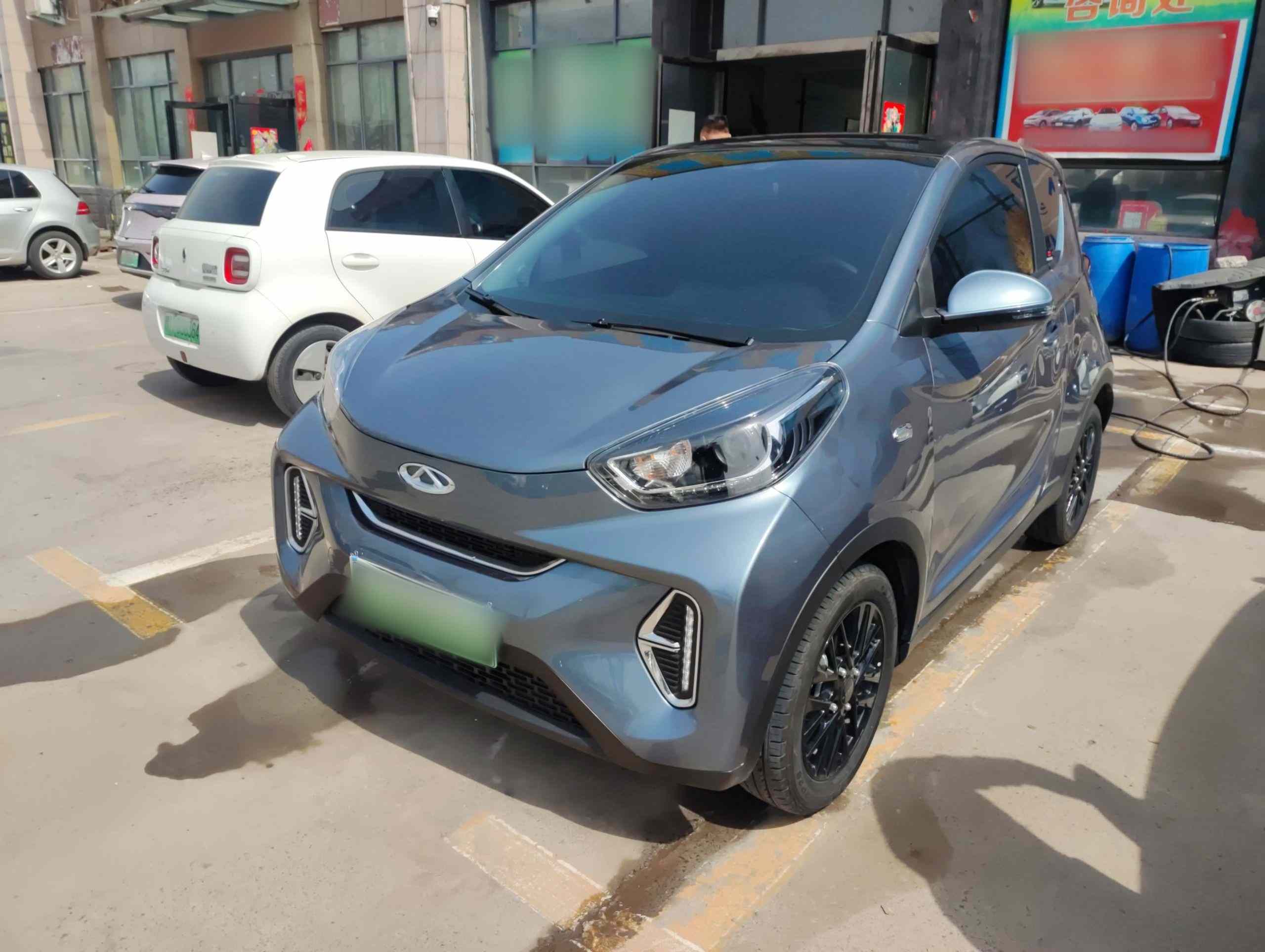 奇瑞QQ 小蚂蚁 2024款 青春版 251km 真爱版 25.05kWh(2)