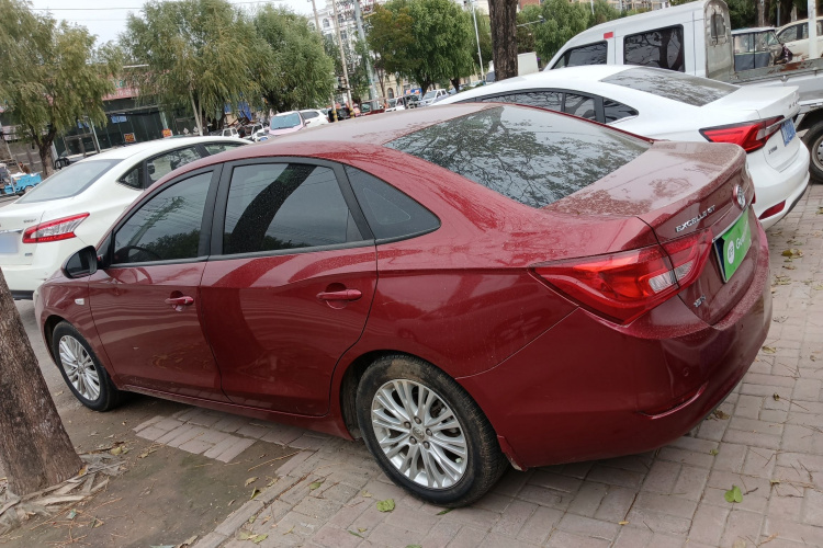 别克 英朗 2017款 15N 自动精英型车身外观4