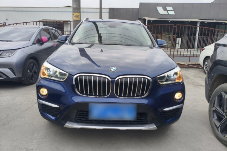 宝马X1 2018款 xDrive20Li 豪华型车身外观2