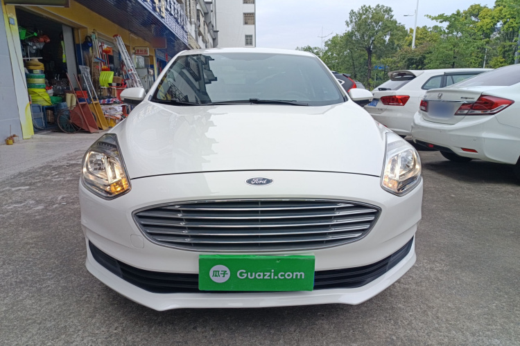 福特 福睿斯 2019款 1.5L 自动质享型车身外观6001