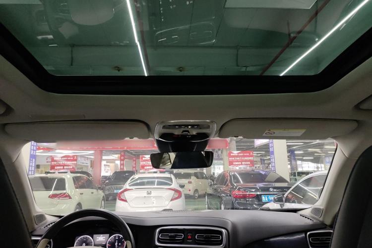 领克01 2017款 2.0T 两驱耀Pro版局部细节22