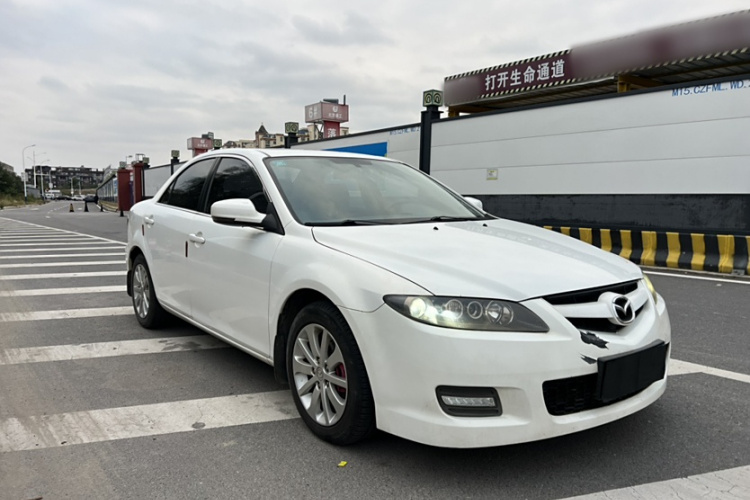 马自达6 2013款 2.0L 自动时尚型车身外观6006