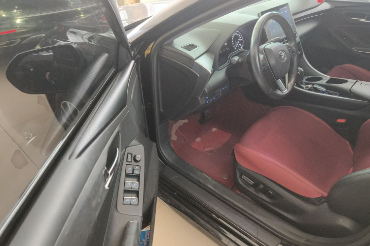 丰田 亚洲龙 2023款 双擎 2.5L 豪华版中控内饰20