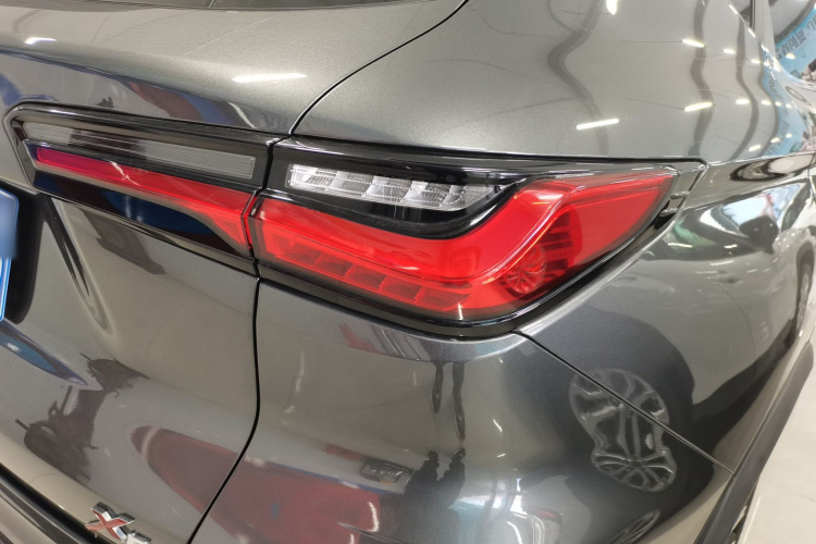 长安欧尚X5 2021款 1.6L CVT尊享型车身外观6006