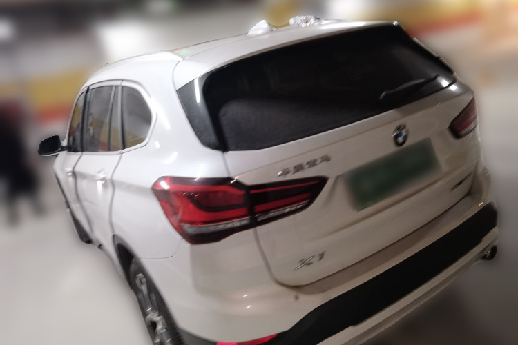 宝马X1 2021款 sDrive25Li 领先型车身外观6003